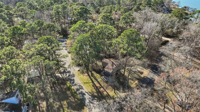 10 Driftwood Lane, Coldspring, TX 77331