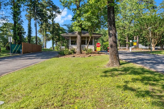 10 Driftwood Lane, Coldspring, TX 77331