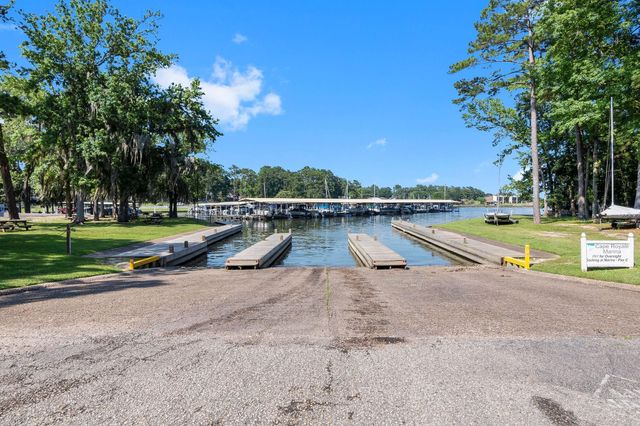 10 Driftwood Lane, Coldspring, TX 77331
