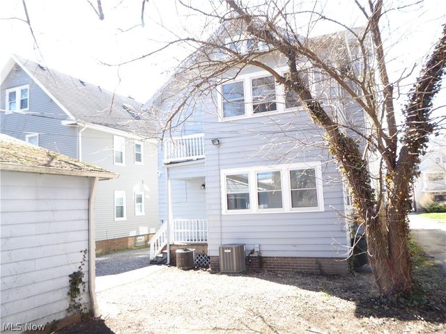 2179 Edgewood Road, Cleveland Heights, OH 44118