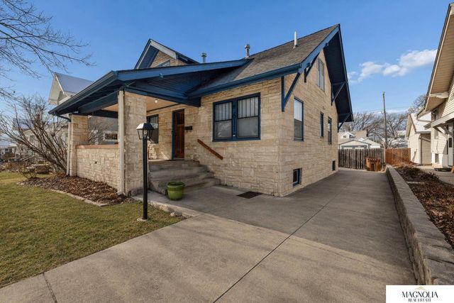 611 elmwood Avenue, Lincoln, NE 68510