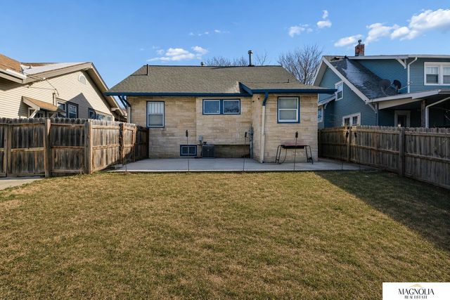 611 elmwood Avenue, Lincoln, NE 68510