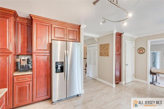 20 Poplar Avenue, North Brunswick, NJ 08902