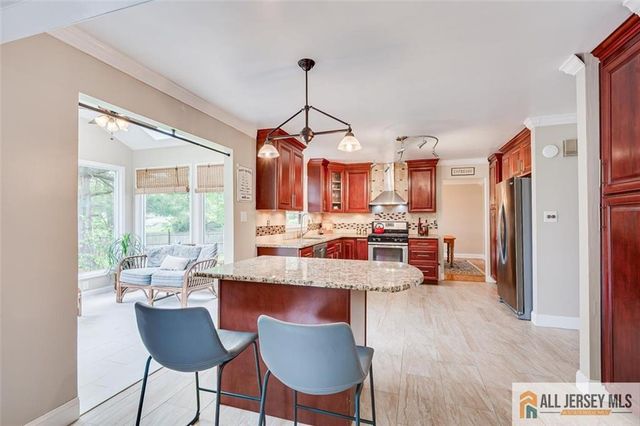 20 Poplar Avenue, North Brunswick, NJ 08902