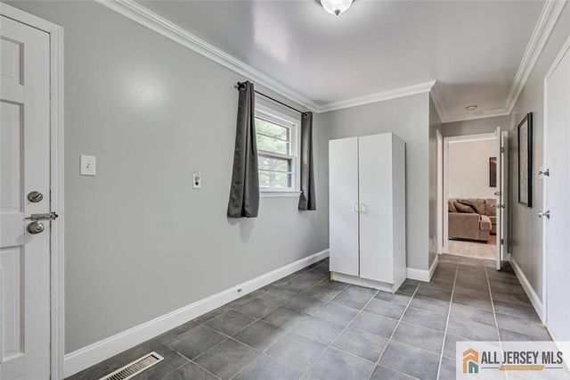 20 Poplar Avenue, North Brunswick, NJ 08902