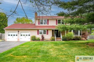 20 Poplar Avenue, North Brunswick, NJ 08902