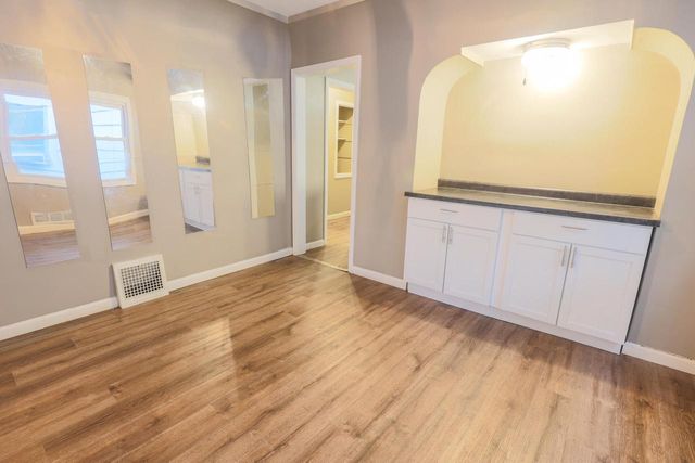 5506 N 34th STREET, Milwaukee, WI 53209