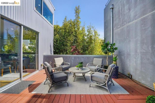 2709 10th Street C, Berkeley, CA 94710
