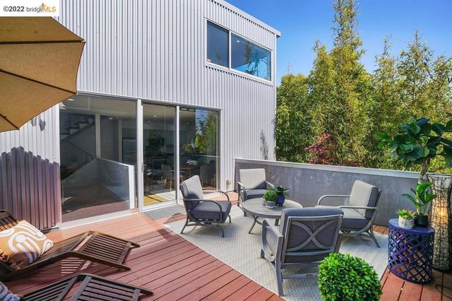 2709 10th Street C, Berkeley, CA 94710
