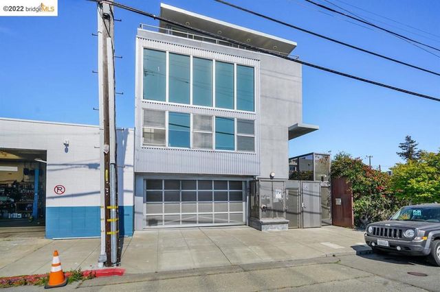 2709 10th Street C, Berkeley, CA 94710