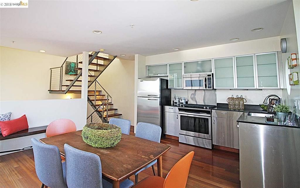 Image 11 of property listing at 2709 10th Street C, Berkeley, CA 94710