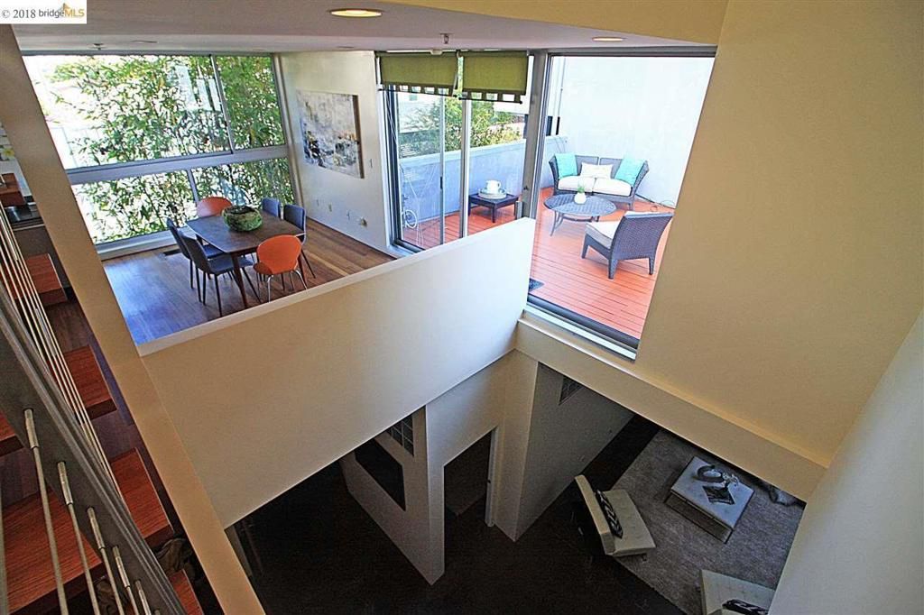 Image 14 of property listing at 2709 10th Street C, Berkeley, CA 94710