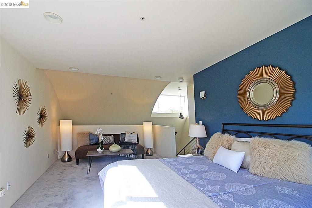 Image 18 of property listing at 2709 10th Street C, Berkeley, CA 94710