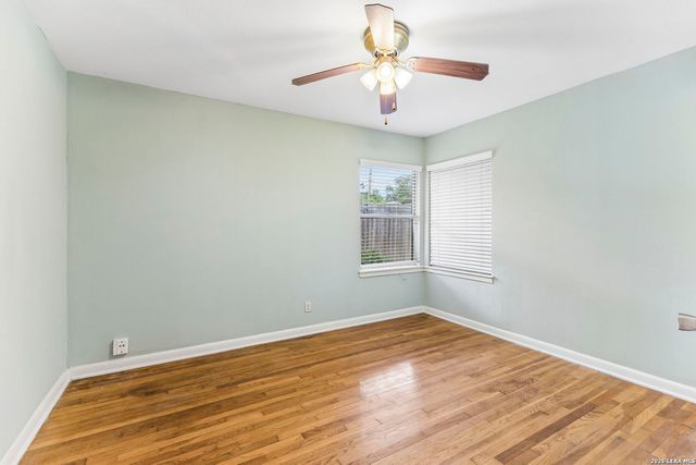342 MAPLEWOOD LN, San Antonio, TX 78216