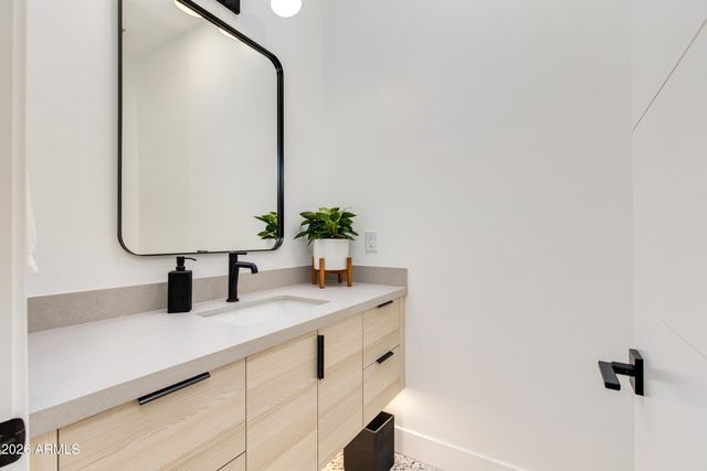 5922 E EMILE ZOLA Avenue, Scottsdale, AZ 85254