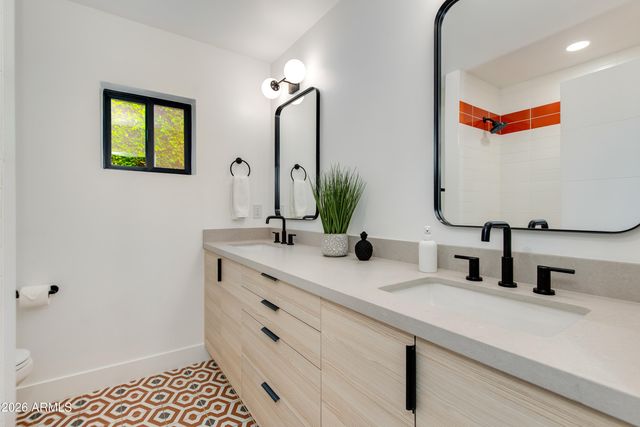 5922 E EMILE ZOLA Avenue, Scottsdale, AZ 85254