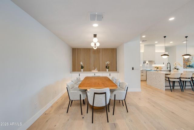 5922 E EMILE ZOLA Avenue, Scottsdale, AZ 85254