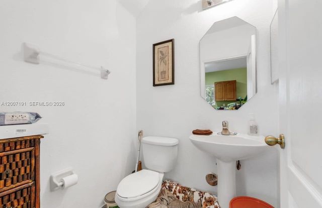 8546 SW 214th Way, Cutler Bay, FL 33189