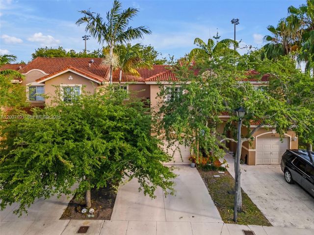 8546 SW 214th Way, Cutler Bay, FL 33189