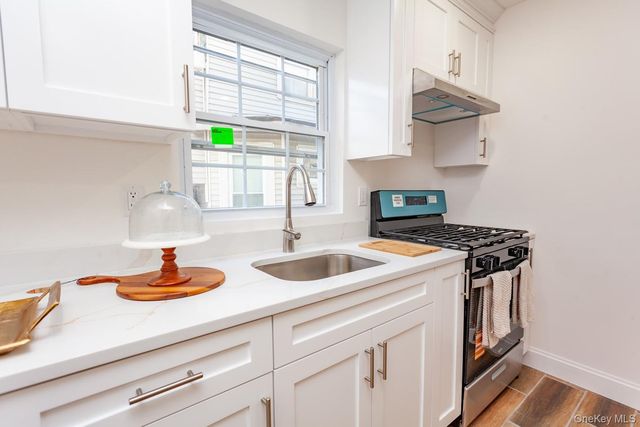 89 Smith Street, Poughkeepsie, NY 12601