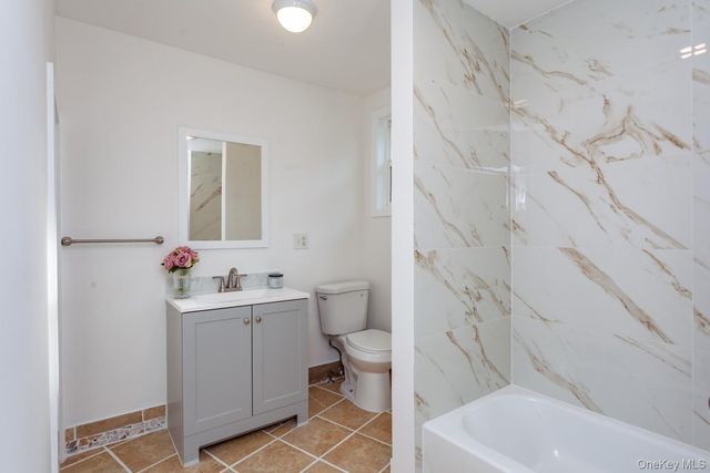 89 Smith Street, Poughkeepsie, NY 12601