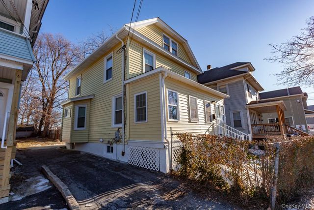 89 Smith Street, Poughkeepsie, NY 12601