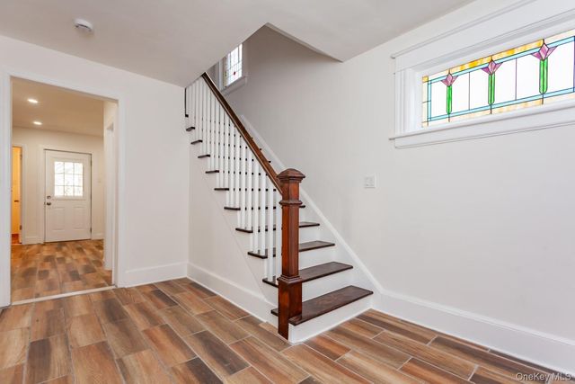 89 Smith Street, Poughkeepsie, NY 12601