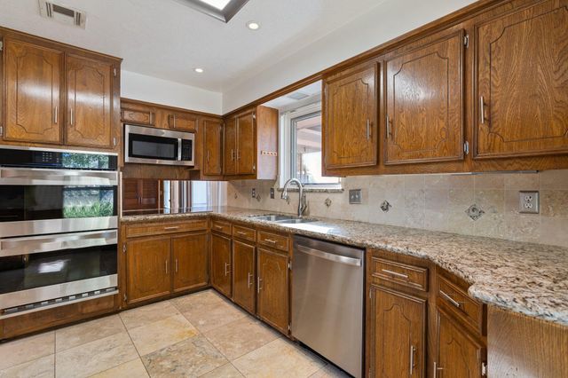 1043 Martin Street, Houston, TX 77018