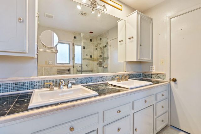 1043 Martin Street, Houston, TX 77018