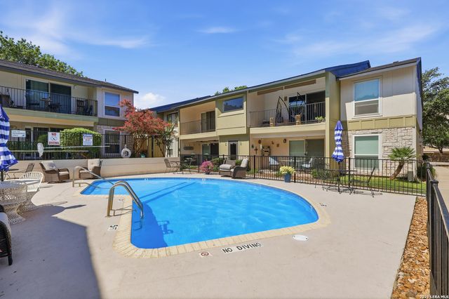 100 Lorenz Rd Apt 704, San Antonio, TX 78209