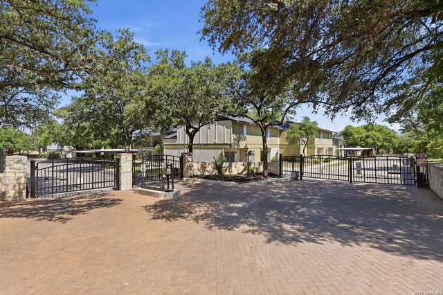 100 Lorenz Rd Apt 704, San Antonio, TX 78209