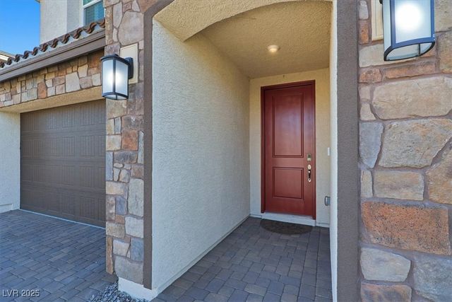 433 Canary Song Drive, Henderson, NV 89011