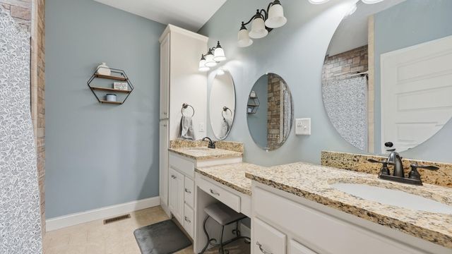 271 Mountain Shadow Drive, Evensville, TN 37332