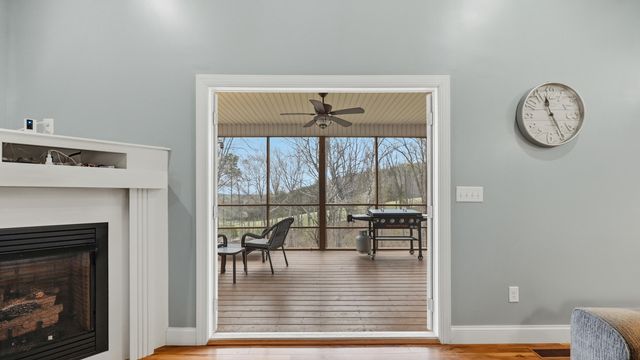 271 Mountain Shadow Drive, Evensville, TN 37332