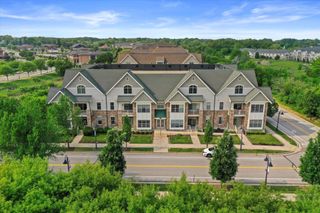 14900 W Wilbur DRIVE #1202, New Berlin, WI 53151