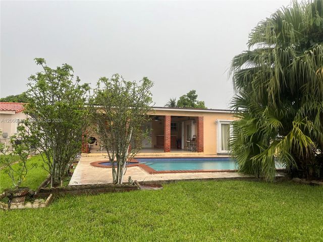 10121 SW 34th Street, Miami, FL 33165