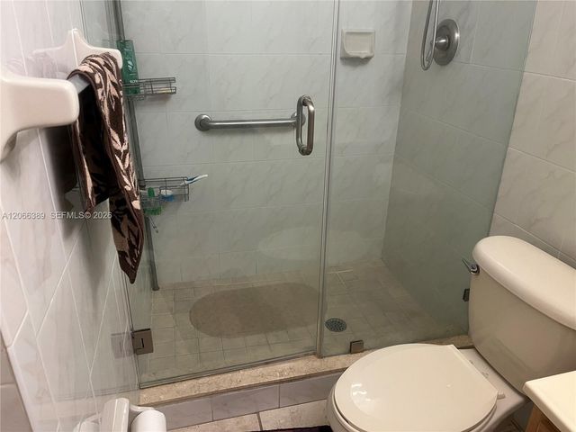 10121 SW 34th Street, Miami, FL 33165
