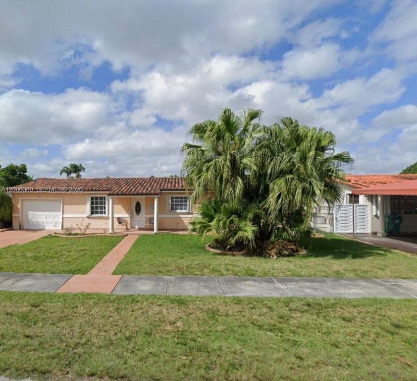 10121 SW 34th Street, Miami, FL 33165