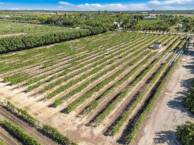 33200 SW 212th Ave, Homestead, FL 33034