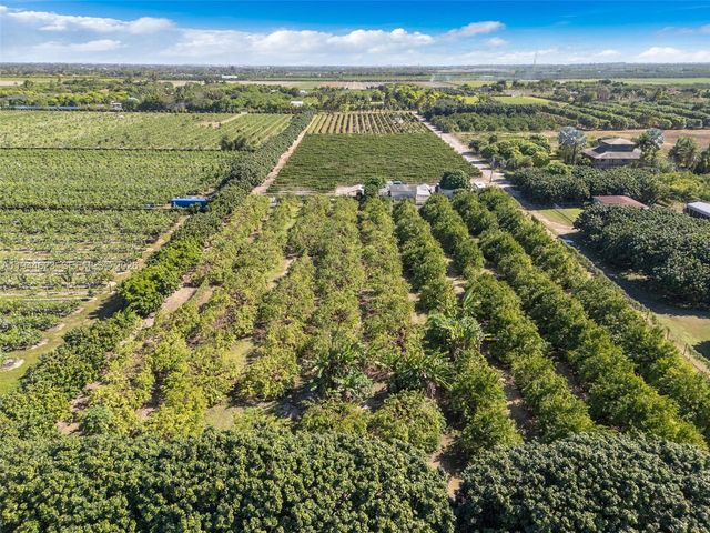 33200 SW 212th Ave, Homestead, FL 33034