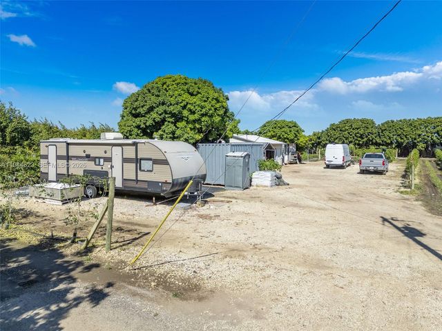 33200 SW 212th Ave, Homestead, FL 33034