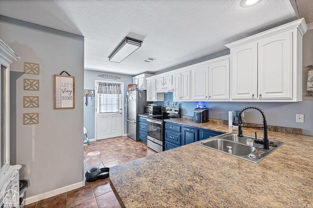 1100 William Hall Drive, Paragould, AR 72450