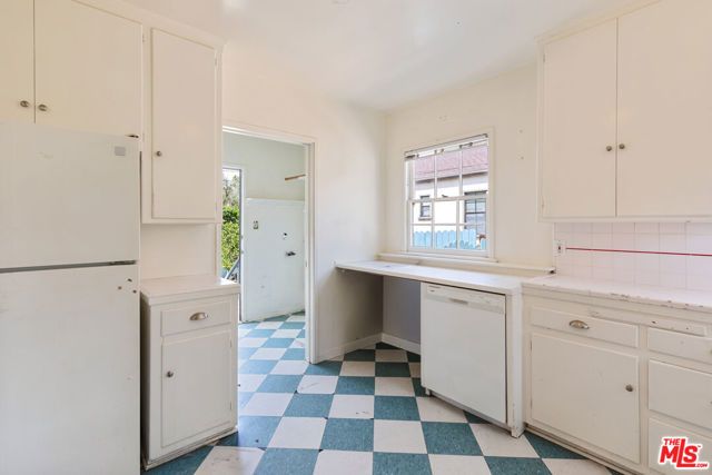 3611 Las Palmas Avenue, Glendale, CA 91208