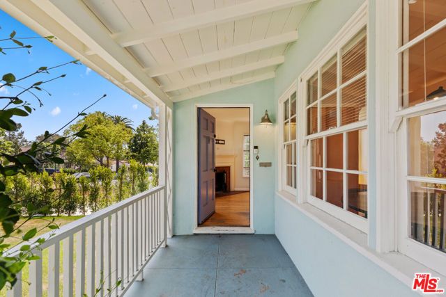 3611 Las Palmas Avenue, Glendale, CA 91208