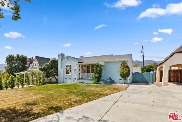 3611 Las Palmas Avenue, Glendale, CA 91208