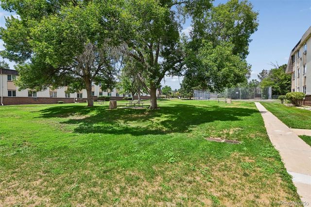 707 W 96th Ave 18, Thornton, CO 80260
