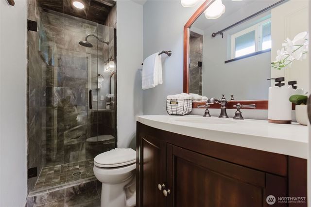 1820 Rustic Lane, Bremerton, WA 98310