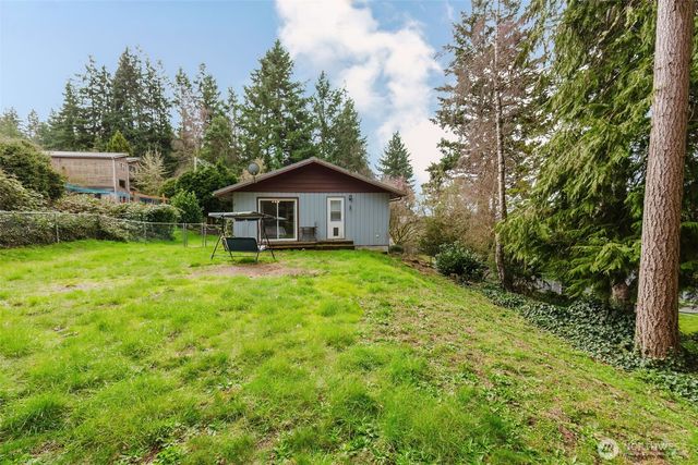 1820 Rustic Lane, Bremerton, WA 98310