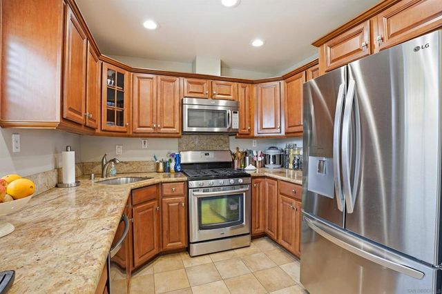 7230 Berkeley Dr, La Mesa, CA 91942