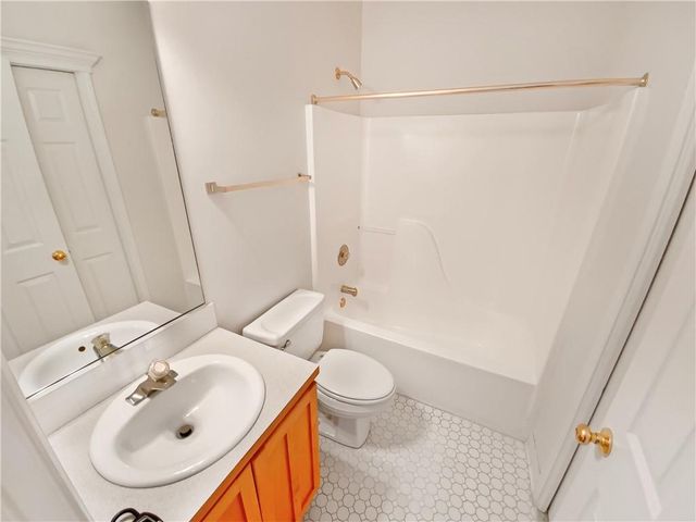 105 Mashburn Place, Canton, GA 30114